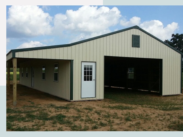 Строительство конюшен в Бирске